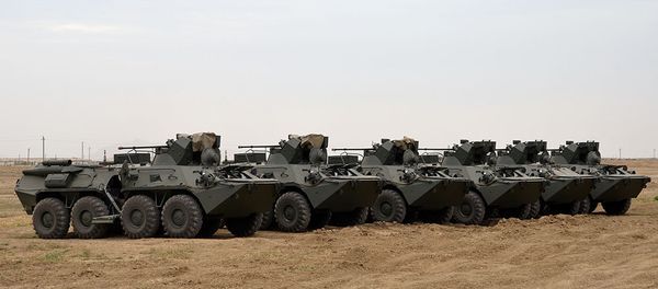 БМП производства РФ на полигоне в Азербайджане БМП производства РФ на полигоне в Азербайджане - Sputnik Азербайджан