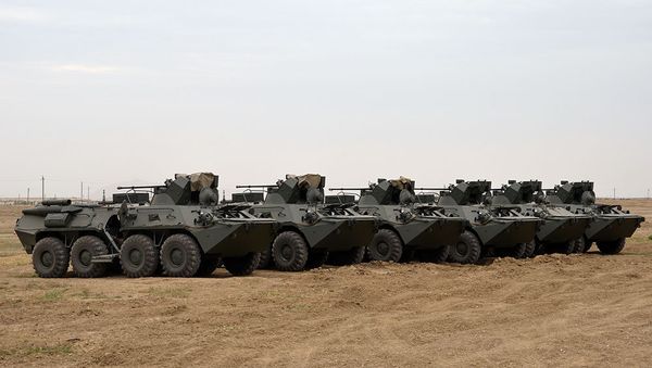 БМП производства РФ на полигоне в Азербайджане - Sputnik Азербайджан