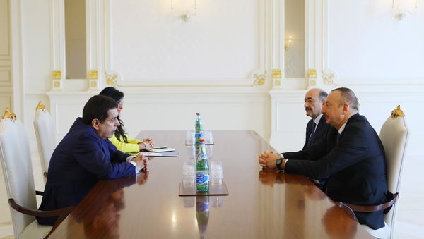 Президент Азербайджана Ильхам Алиев принял верховного представителя Альянса цивилизаций ООН Нассира Абдулазиза аль-Нассера - Sputnik Азербайджан