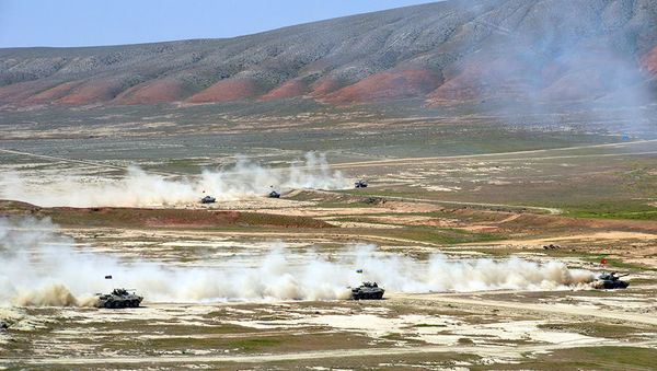 Военнослужащие в ходе международных учений, архивное фото - Sputnik Азербайджан