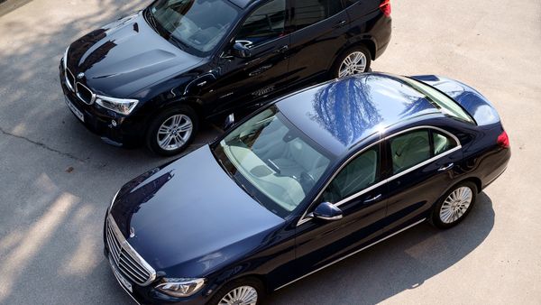 Автомобили класса люкс, фото из архива - Sputnik Азербайджан