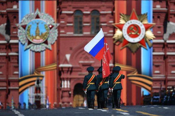 Военнослужащие на генеральной репетиции военного парада в Москве - Sputnik Азербайджан