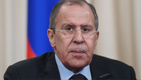 Министр иностранных дел РФ Сергей Лавров во время пресс-конференции по итогам встречи с генеральным секретарем Организации по безопасности и сотрудничеству в Европе (ОБСЕ) Ламберто Заньером в Москве. - Sputnik Азербайджан