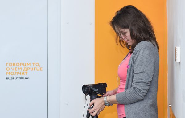 Видеомост в Мультимедийном пресс-центре Sputnik Азербайджан, посвященный месяцу Рамазан - Sputnik Азербайджан
