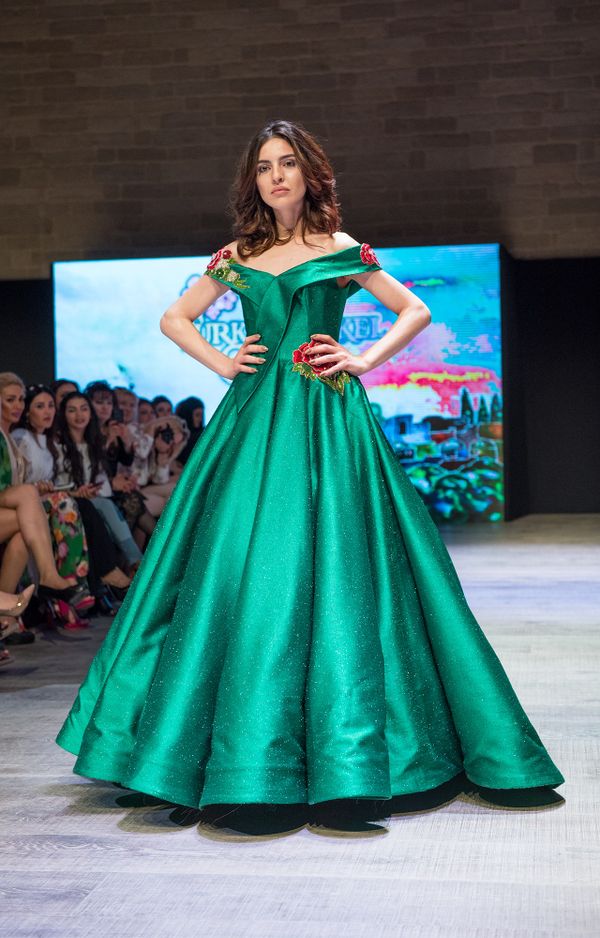 Модный показ в рамках Azerbaijan Fashion Week 2017 - Sputnik Азербайджан