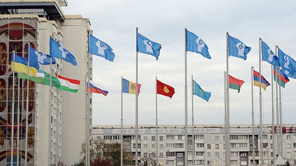 Флаги СНГ, фото из архива - Sputnik Азербайджан