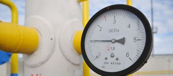 Манометр на газопроводе, фото из архива - Sputnik Азербайджан