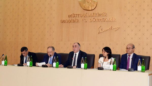 Семинар, посвященный общественно-политической деятельности Азиза Алиева - Sputnik Азербайджан