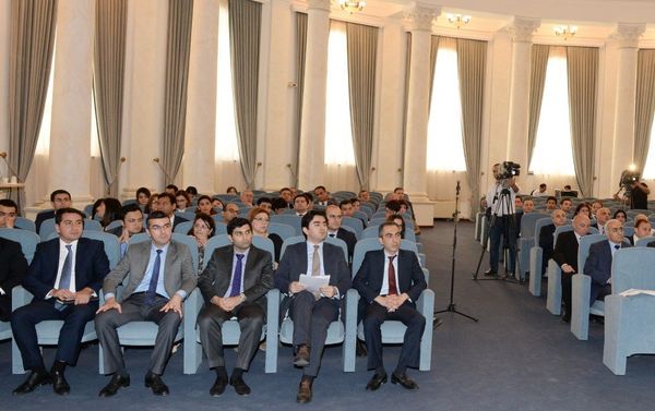 Семинар, посвященный общественно-политической деятельности Азиза Алиева - Sputnik Азербайджан