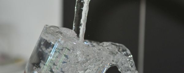 Питьевая вода, фото из архива - Sputnik Азербайджан