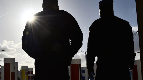 Силуэты мужчин в униформе, фото из архива - Sputnik Азербайджан