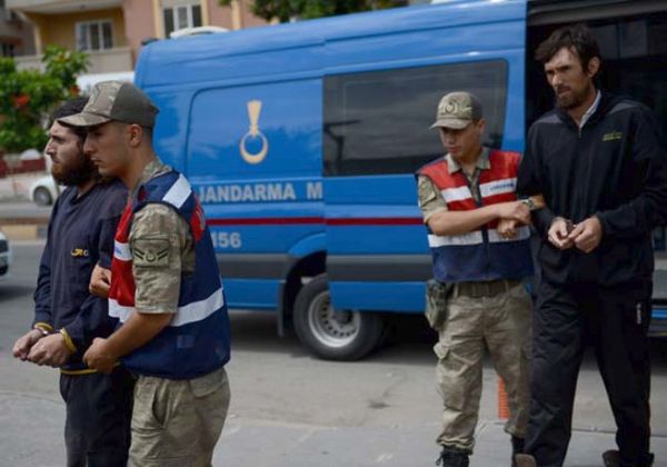 Задержанные в турецком городе Килис члены террористической организации ИГ - Sputnik Азербайджан