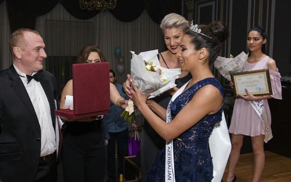 Финал национального конкурса топ-моделей Miss Top Model Azerbaijan-2017 - Sputnik Азербайджан