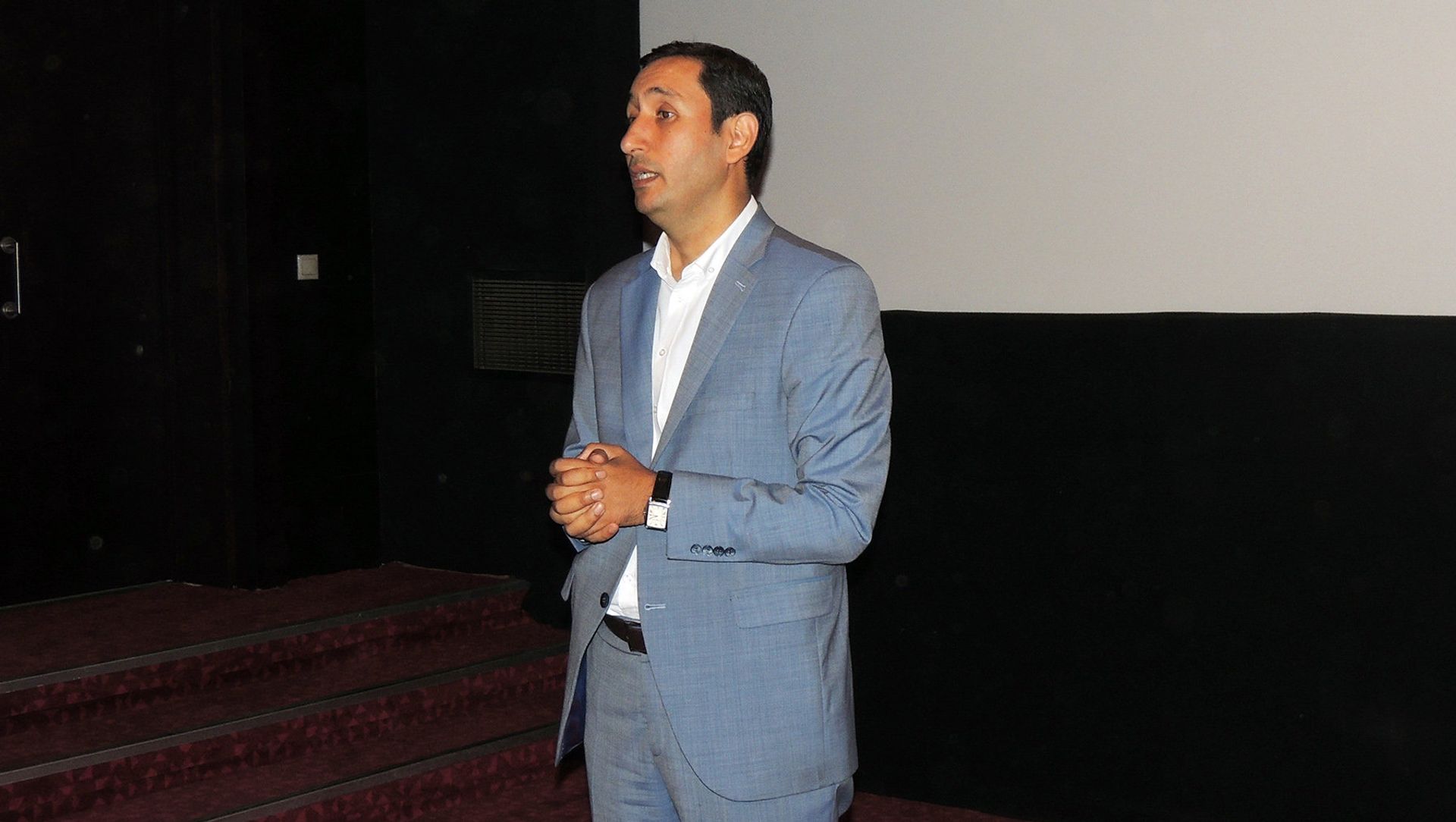 Директор киностудии Азербайджанфильм имени Джафара Джаббарлы Мушфиг Хатамов Директор киностудии Азербайджанфильм имени Джафара Джаббарлы Мушфиг Хатамов - Sputnik Азербайджан, 1920, 20.05.2021