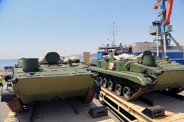 Президент Алиев: мы получили пока еще не всю российскую военную технику - Sputnik Азербайджан