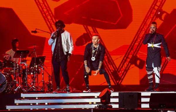 Выступление певицы Николь Шерзингер и группы The Black Eyed Peas в рамках развлекательной программы Гран-при Азербайджана Формулы 1 - Sputnik Азербайджан