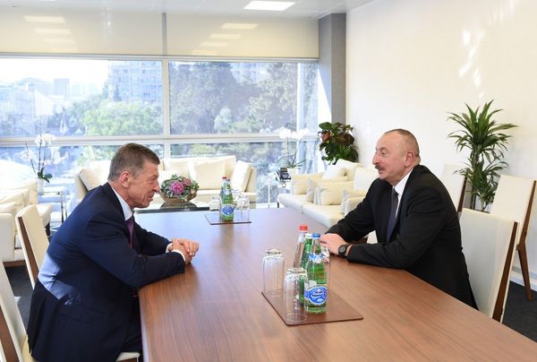 Президент Азербайджана Ильхам Алиев принял заместителя премьер-министра России - Sputnik Азербайджан