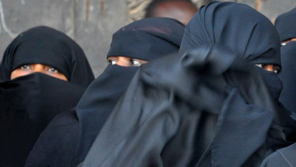 Женщины в парандже, фото из архива - Sputnik Азербайджан