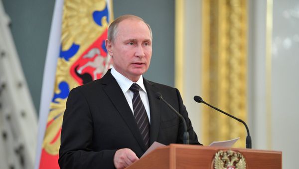 Президент РФ Владимир Путин - Sputnik Азербайджан
