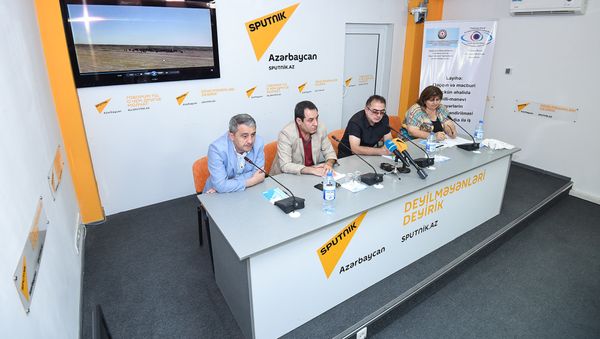 Пресс-конференция на тему Опасность утраты национальных ценностей беженцами и временными переселенцами и роль медиа - Sputnik Азербайджан