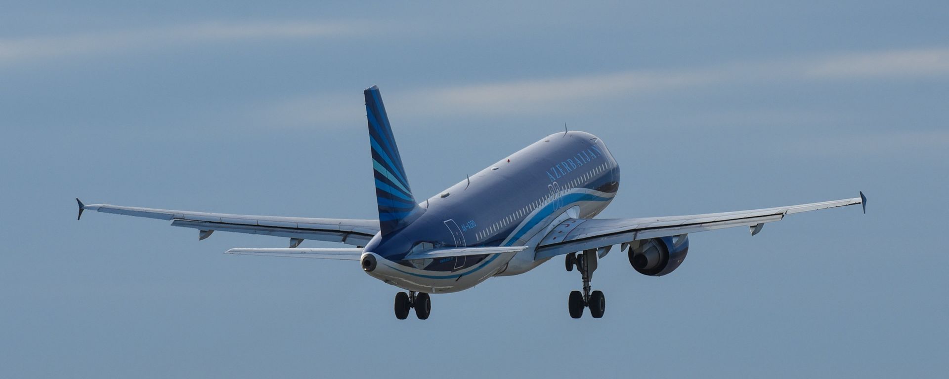 Самолет AZAL - Sputnik Азербайджан, 1920, 14.07.2017