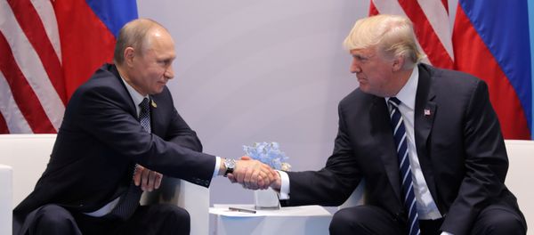 Встреча Владимира Путина и Дональда Трампа в Гамбурге, Германия, 7 июля 2017 года - Sputnik Азербайджан