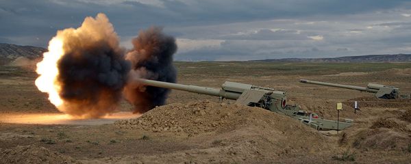 Учения по боевой стрельбе артиллерийских войск ВС Азербайджана, фото из архива - Sputnik Азербайджан