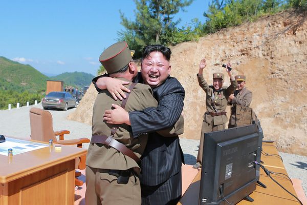 Тестовый запуск межконтинентальной баллистической ракеты Hwasong-14 в Северной Корее - Sputnik Азербайджан