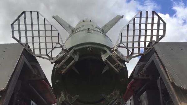 Ракетный комплекс Точка У в действии - Sputnik Азербайджан