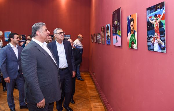 Открытие выставки IV Игры исламской солидарности глазами азербайджанских фотографов - Sputnik Азербайджан