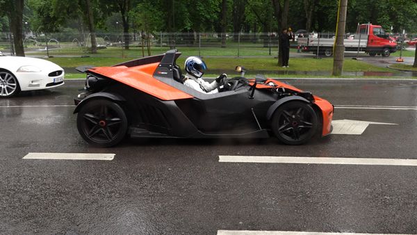 Суперкары со всей Европы собрались в Эстонии для участия в Gran Turismo Baltica - Sputnik Азербайджан