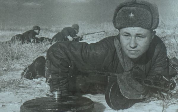 Выставка в РИКЦ, посвященная 75-летию Сталинградской битвы - Sputnik Азербайджан