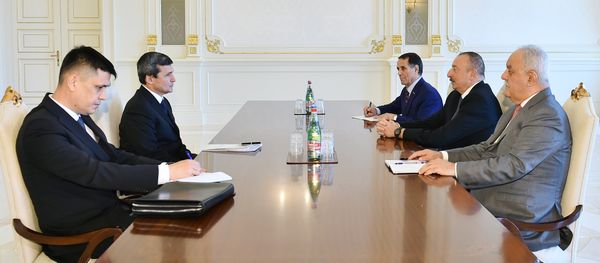 Президент Ильхам Алиев принял заместителя председателя Кабинета Министров Туркменистана - Sputnik Азербайджан