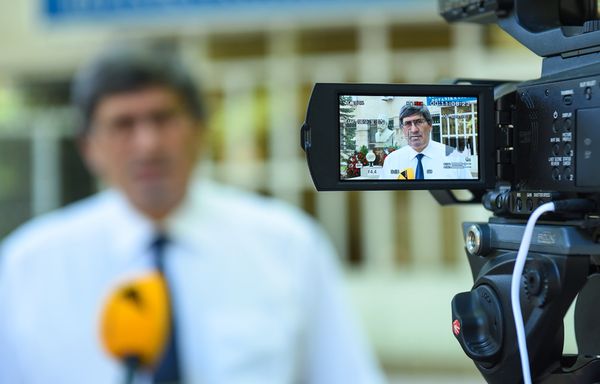 Сотрудники Sputnik Азербайджан и члены Совета прессы посетили памятник Гасан беку Зардаби - Sputnik Азербайджан
