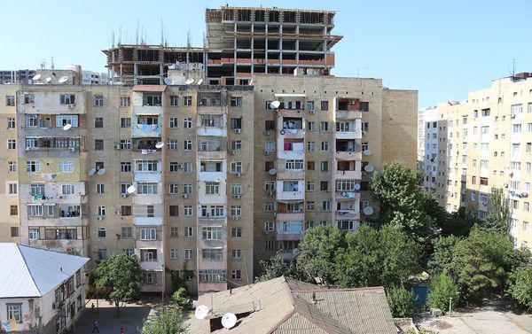 Акция протеста на улице Ахмеда Джамиля в Ясамальском районе Баку - Sputnik Азербайджан