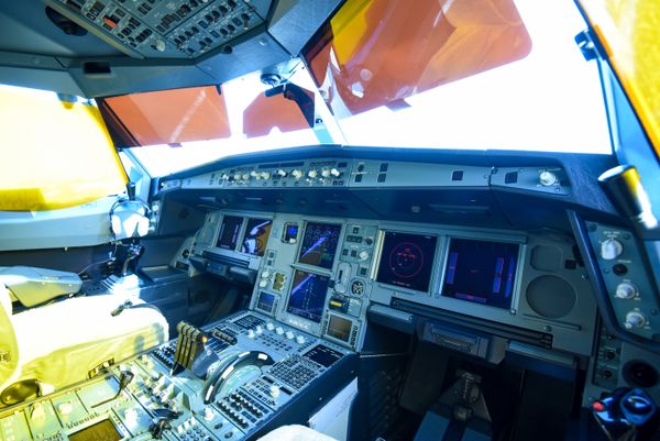 Самолет Airbus A340-500 азербайджанских авиалиний - Sputnik Азербайджан
