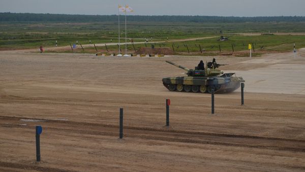 Азербайджанские танкисты приняли участие на первом этапе конкурса Танковый биатлон - Sputnik Азербайджан