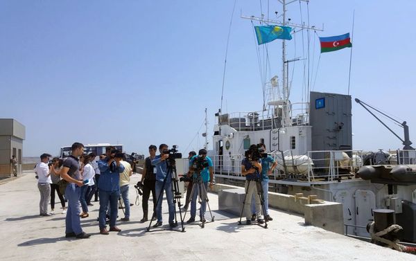 В Баку проведена пресс-конференция в связи с началом международного конкурса Кубок моря - 2017 - Sputnik Азербайджан