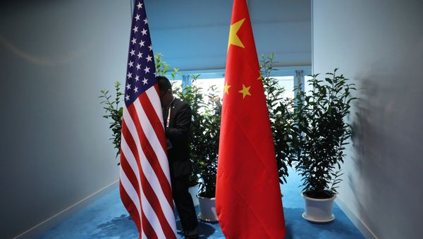 Флаги США и Китая, фото из архива - Sputnik Азербайджан