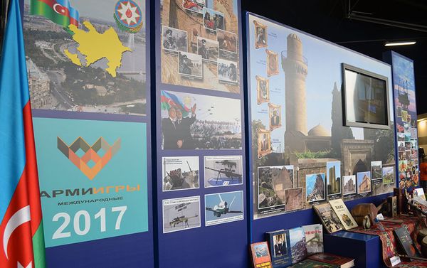 Павильон Азербайджана на выставке образцов культуры стран-участниц Армейских международных игр — 2017 - Sputnik Азербайджан