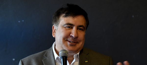 Бывший президент Грузии Михаил Саакашвили в Варшаве, 6 августа 2017 года - Sputnik Азербайджан