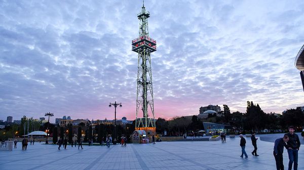 Закат в Приморском парке в Баку - Sputnik Азербайджан