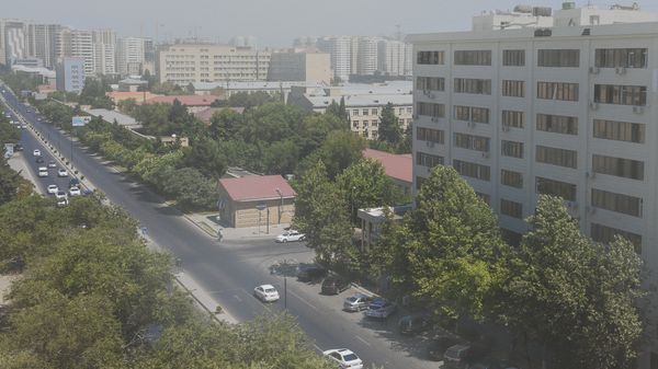 Загрязненный пылью воздух в Баку - Sputnik Азербайджан
