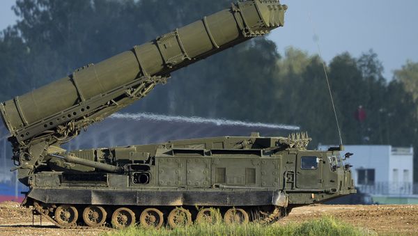 Российская система ПВО С-300ВМ Антей-2500, фото из архива - Sputnik Азербайджан
