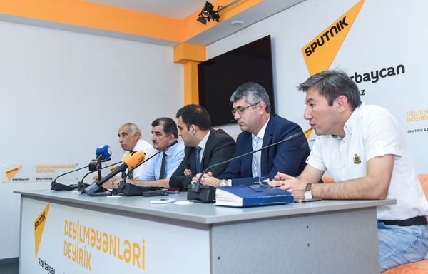 Мероприятие, посвященное борьбе со стихийными свалками в Баку - Sputnik Азербайджан