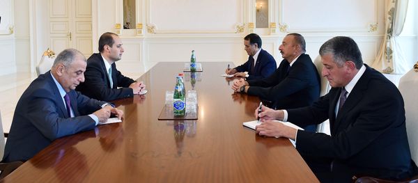 Глава МИД Грузии Михеил Джанелидзе на встрече с президентом Азербайджана Ильхамом Алиевым - Sputnik Азербайджан