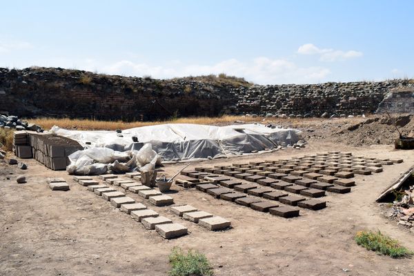 Qədim Şəmkir şəhəri ərazisində arxeoloji qazıntılar Qədim Şəmkir şəhəri ərazisində arxeoloji qazıntılar - Sputnik Азербайджан