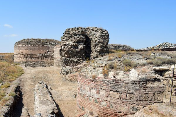 Qədim Şəmkir şəhəri ərazisində arxeoloji qazıntılar Qədim Şəmkir şəhəri ərazisində arxeoloji qazıntılar - Sputnik Азербайджан