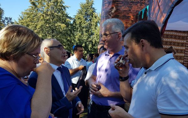 Представители азербайджанской диаспоры приняли участие в Дне народов Среднего Урала - Sputnik Азербайджан