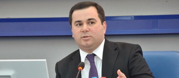Исполнительный директор Фонда молодежи при Президенте АР Фархад Гаджиев - Sputnik Азербайджан